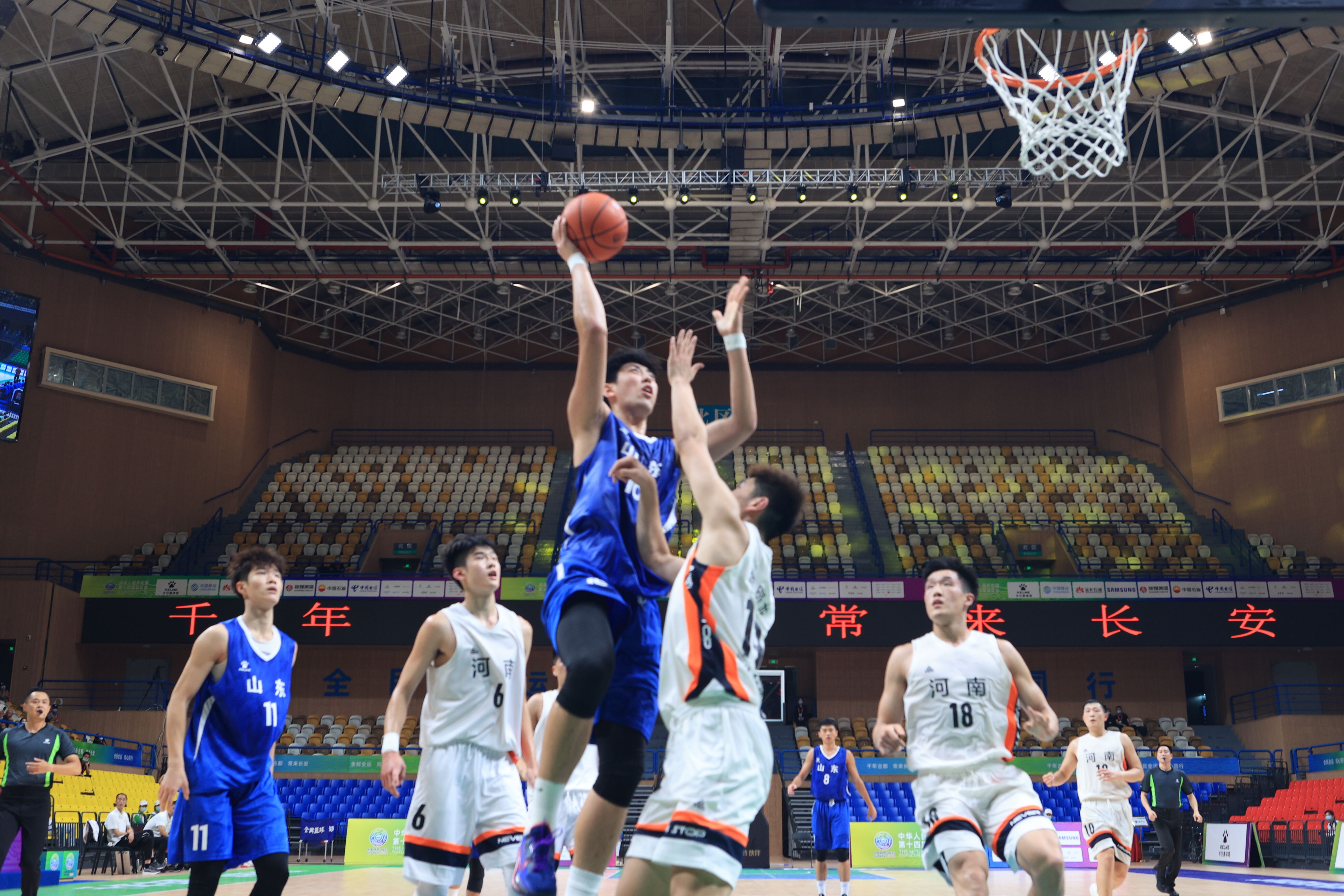 阿隆索不但 阿隆索不但